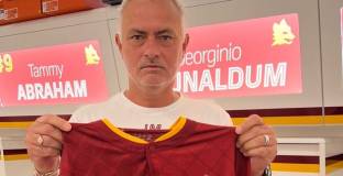  Моуриньо коментира контузията на Вайналдум 