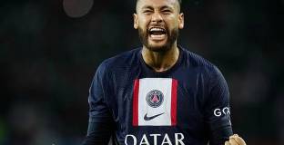 Свалиха предпазната обувка на Неймар