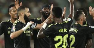 Реал вкараха много на Елче, но зачетоха само три от тях