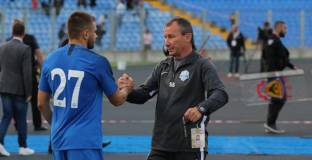 Стамен Белчев за среща с шефове на ЦСКА: Видяхме се в замък, не в имение