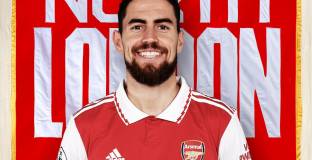  Челси обяви трансфера на Жоржиньо в Арсенал