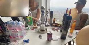  Уловиха Дели Али да вдишва азотен оксид 