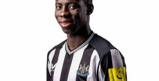 Нюкасъл с първи летен трансфер 