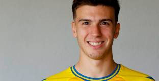 Лас Палмас нае защитник на Ман Сити 