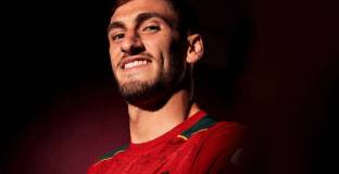 Уулвс се подсили със защитник 