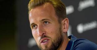 Скоулс смята, че Ман Юнайтед е трябвало да закупи Кейн и Райс