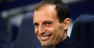 Алегри и Юве си стиснаха ръцете