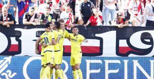 Ман Юнайтед се опитал да включи двама в сделката за Хьойлунд