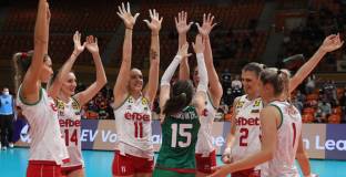 Женският ни волейболен отбор с отличен старт на турнира в Пловдив