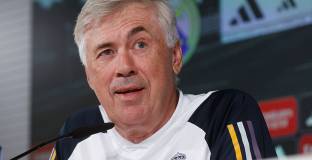 Анчелоти обясни смяната на Жуниор