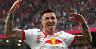 Ман Юнайтед изпрати делегация в Германия за Шешко