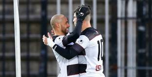 Локо Пловдив с грешна стъпка по пътя към среброто (видео)