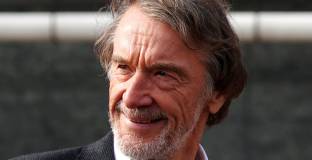 Сър Ратклиф разкритикува Нюкасъл за Ашуърт 