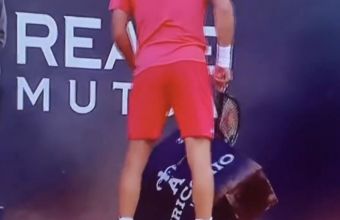 Циципас се блъсна в билборд след загуба на сет в Рим.