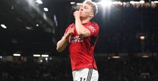 Ман Юнайтед се справи с Нюкасъл у дома (видео)