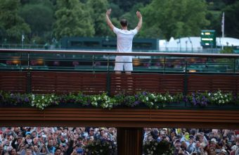 Мъри се сбогува с феновете на „Уимбълдън”. 