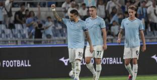 Лацио с обрат, Рома с грешна стъпка на старта на сезона