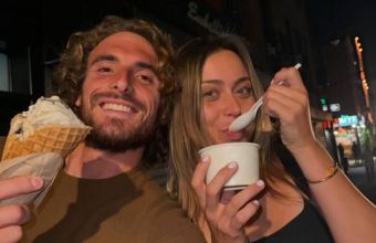 Стефанос Циципас сподели кадри от вечерната си почивка с Паула Бадоса 