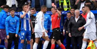 В Барса са изненадани от минималното наказание на Мбапе