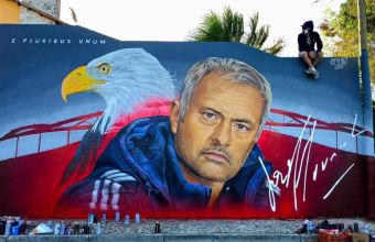 В Лисабон се появи стенопис, изобразяващ португалския старши треньор Жозе Моуриньо, който е начело на Бенфика от септември.