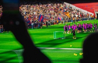 Барселона проведе открита тренировка на реновирания „Камп Ноу“. 