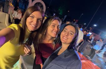 Паула Бадоса сподели снимка със Симона Халеп и Онс Жабер.