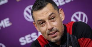 Томаш е пътник?