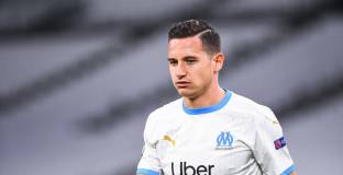 Наполи се интересува от Товен