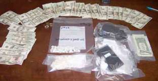 В Колумбия откриха кокаин, скрит във фланелки на националния отбор