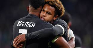 Ювентус - Каляри 2:1 