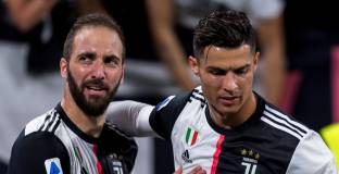 Игуаин: Не крада мястото на Роналдо