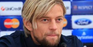  Лишават Тимошчук от титлите 