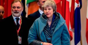 Тереза Мей сравни битката си с Брюксел за Брекзит с обрата на Ливърпул срещу Барса