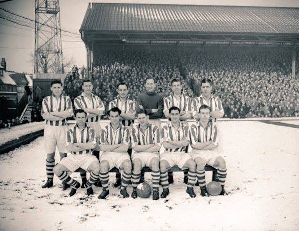 1995 година. Играчите на Хъдърсфилд Таун не се страхуват от снега. 