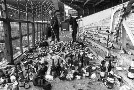 1977 година. След мача между Шотландия - Уелс. 