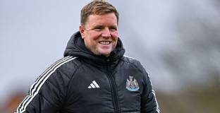 Хау призна, че Кели е напуснал против волята му