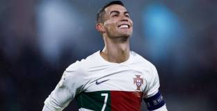 Роналдо вкара нови два гола, а Португалия разби аутсайдер