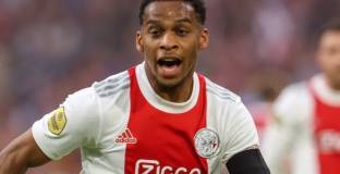  Тимбер се усъмни относно прехода си в Ман Юнайтед