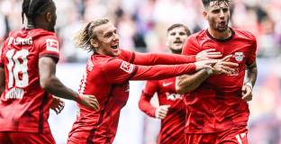 Дортмунд с нов слаб мач от старта на сезона (видео)