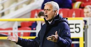 Моуриньо: Исках да направя 11 смени на почивката