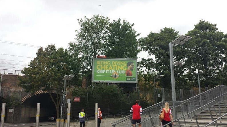 Paddy Power (букмейкър): Хапане, Гмуркане, Надхитряване. Продължавай Луис! 