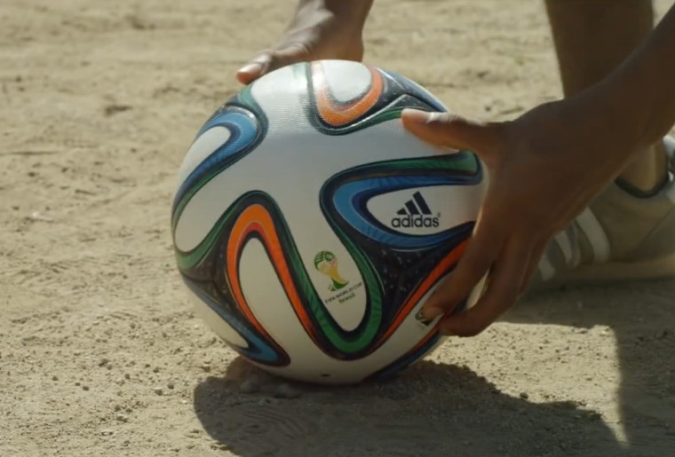 Brazuca - Официалната топка на Мондиал 2014 