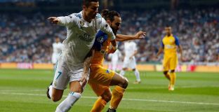 Лаго: Роналдо бе честен и ми каза, че няма дузпа 