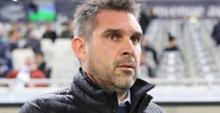 Бордо обяви за уволнението на старши-треньора 