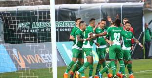 Етър се разминаха с касите бира, Лудогорец с разгром в Търново (видео)