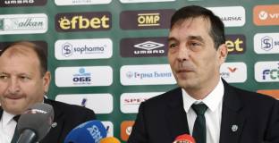 Шеф на Лудогорец призова: Спасете Левски!