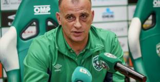 Треньорът на Лудогорец недоволен от съдията след загубата във Варна