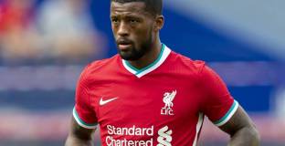 Вайналдум коментира слуховете за Барселона