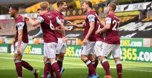 Уувърхемптън - Бърнли 0:4 