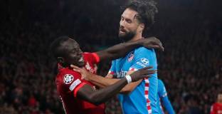 Клоп обясни смяната на Мане